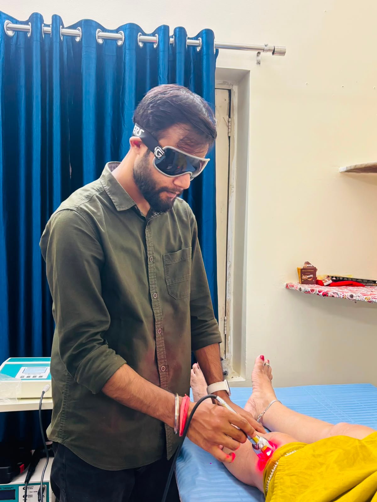 Laser therapy session